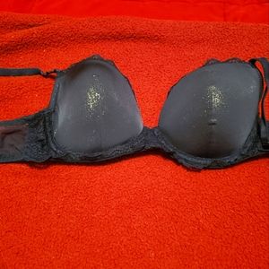 Victoria's Secret underwire lace bra
